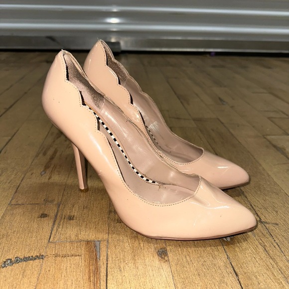 Betsey Johnson Shoes - Betsey Johnson Stiletto Pumps Women's 9.5 Pink PU Leather High Heels Pointed Toe